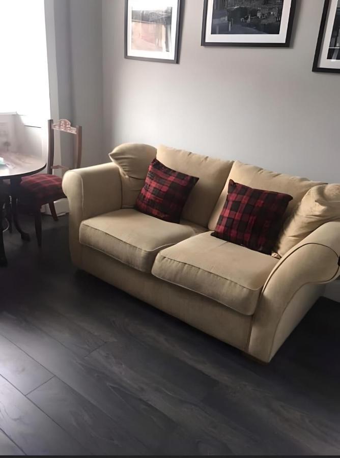 Edina Place -Lovely Central One Bedroom Apartment Единбург Екстер'єр фото